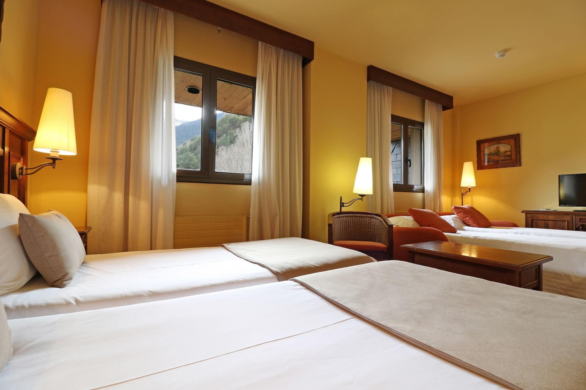 Rvhotels Tuca Вьелья Экстерьер фото