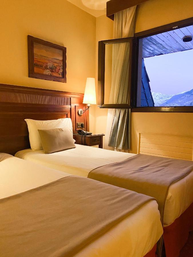 Rvhotels Tuca Вьелья Экстерьер фото