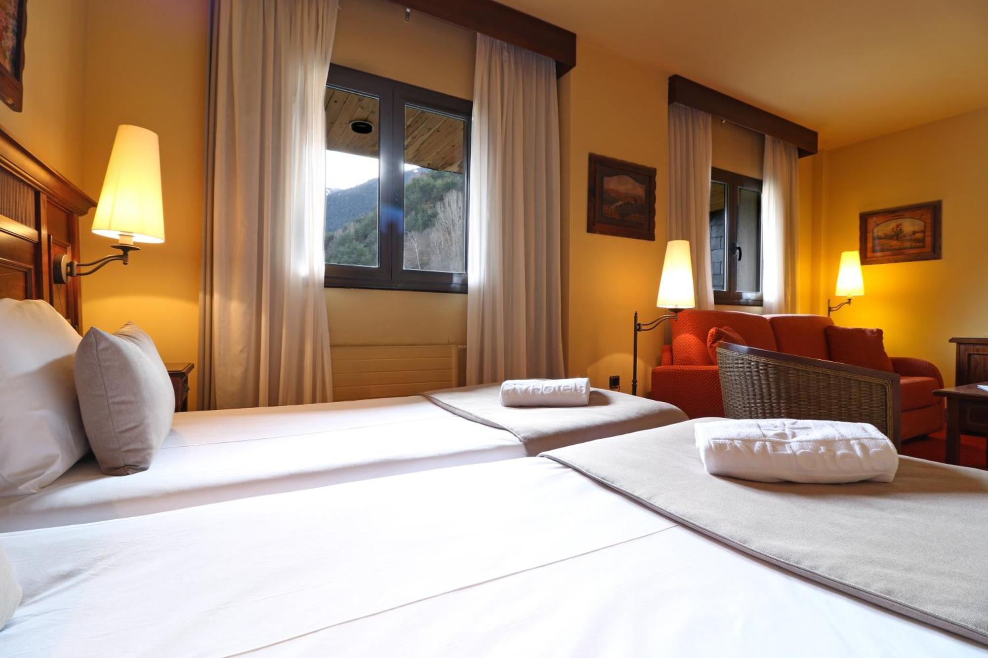Rvhotels Tuca Вьелья Экстерьер фото